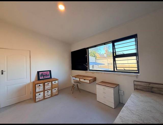 1 BEDROOM PROPERTY TO RENT IN BOSTON